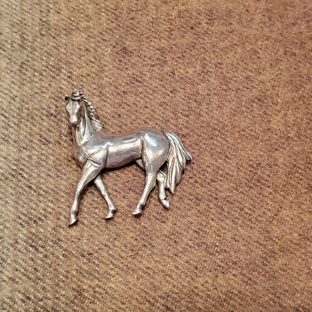 Sterling silver horse pin brooch